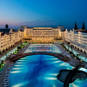 Feriested Titanic Mardan Palace, Antalya